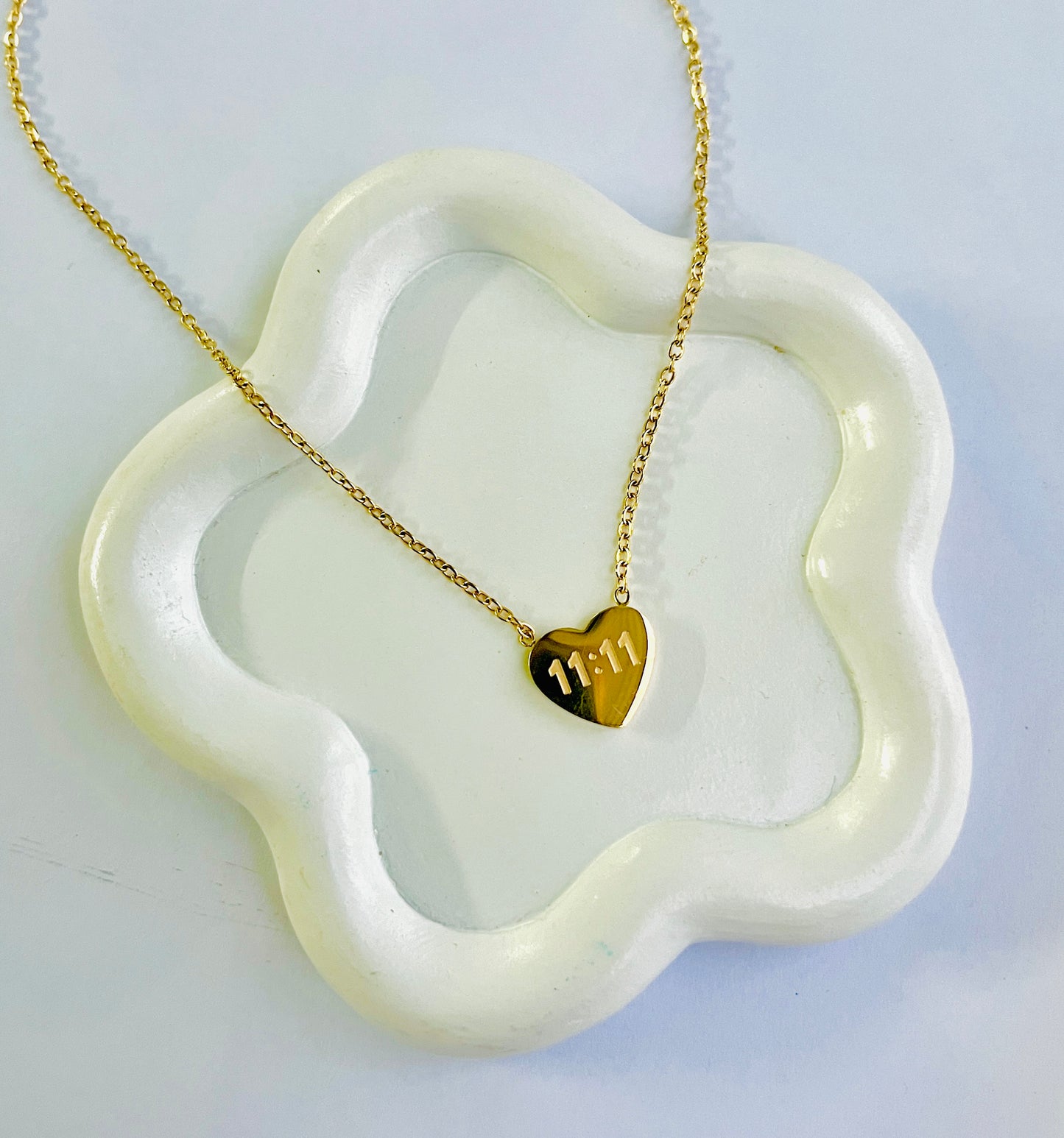 11:11 Heart Necklace - Antitarnish