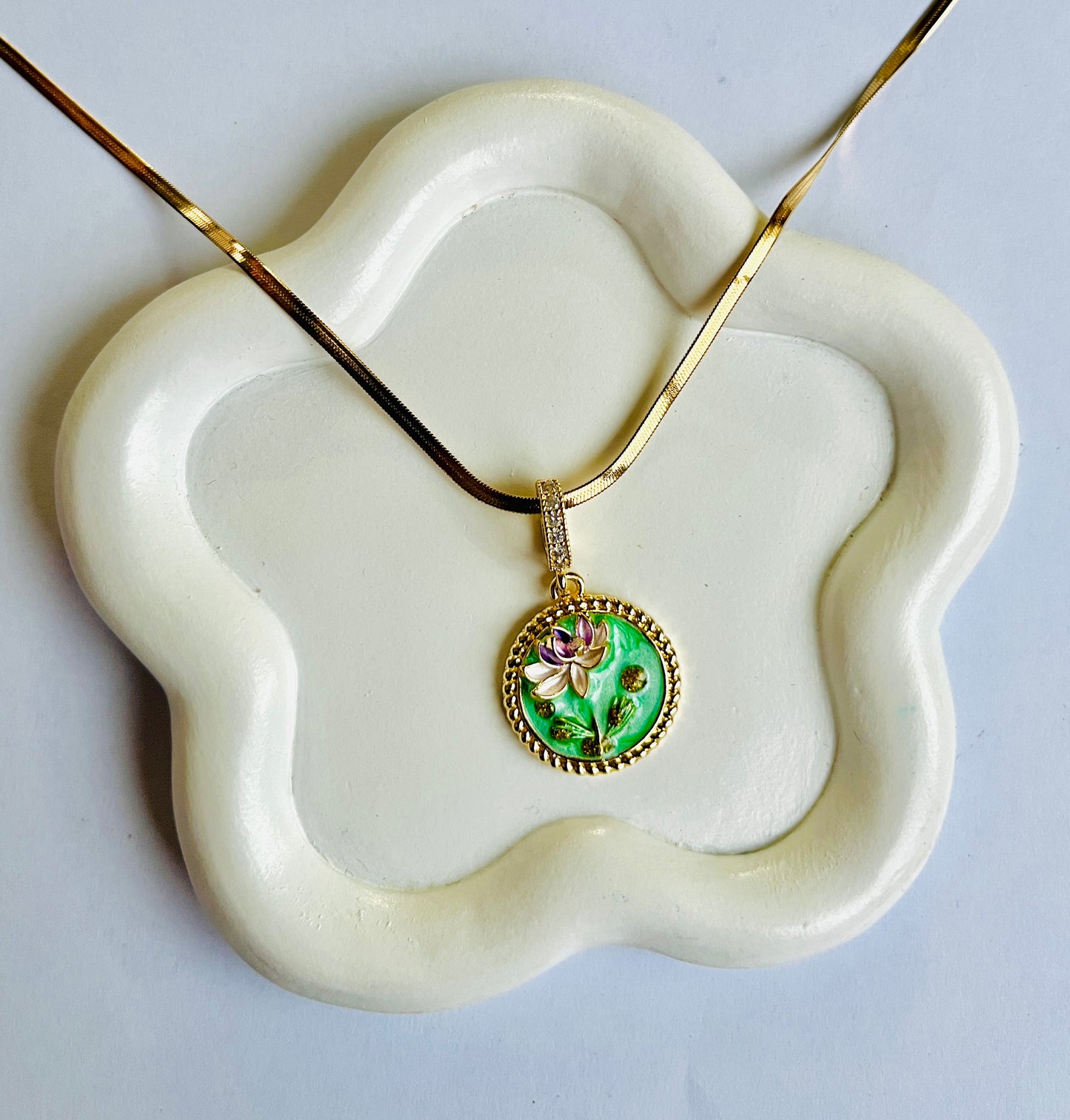 Lotus Radince Pendant - Antitarnish
