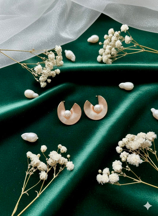 Woven Leaf Pearl Studs
