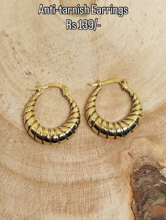 Parie Gold Hoop Earrings - Anti Tarnish
