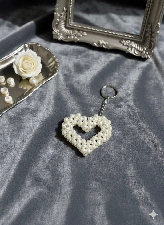 ✨ Pearl Heart Charm Keychain ✨