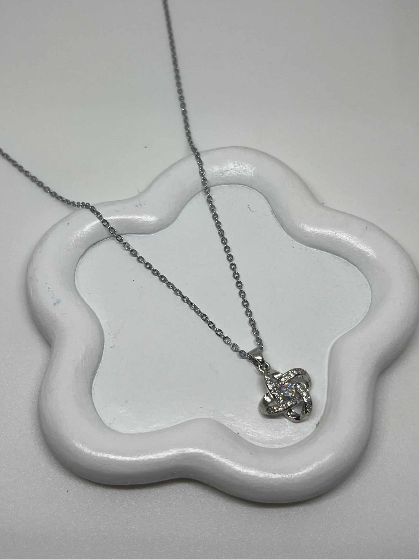 Enamel Flower Silver Necklace - Antitarnish