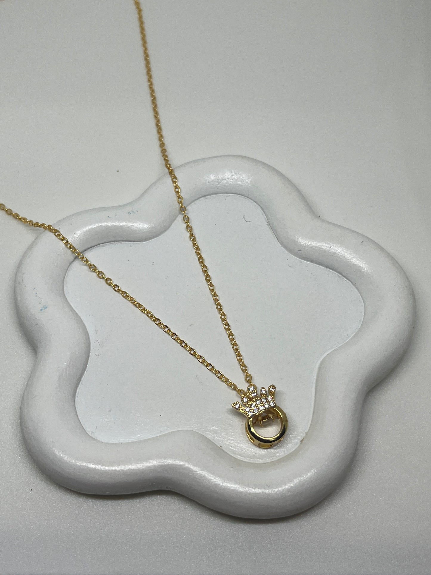 Crown Gold Necklace - Antitarnish