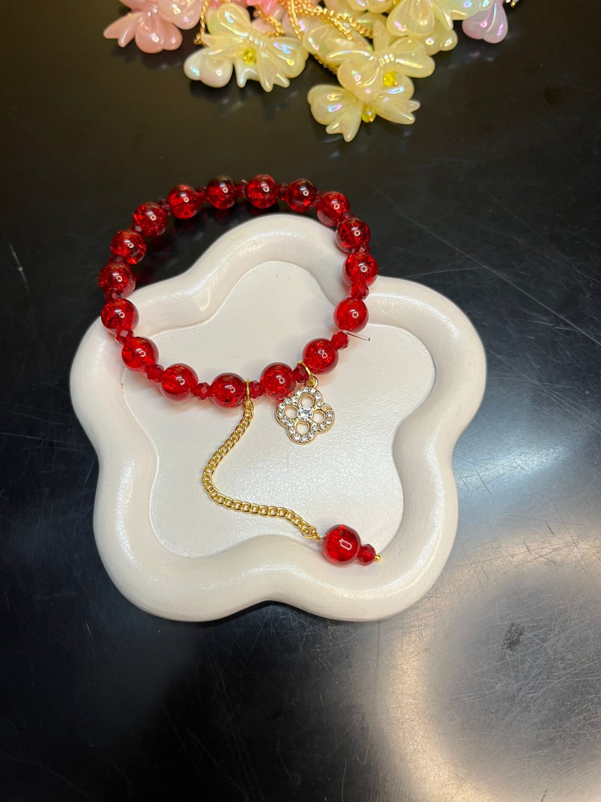 Crackled Glass Beads Bracelet with Charm - 10
