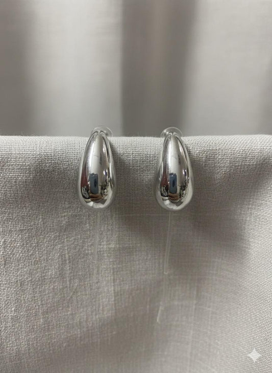 Teardrop Shaped Silver Earrings