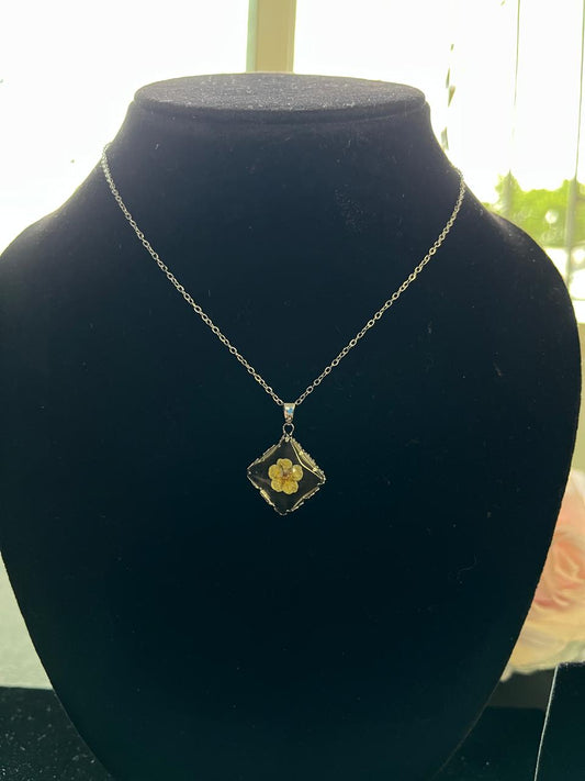 Dried Yellow Flower Real Flower Pendant chain