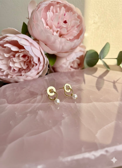Dual Circle Pearl Drops