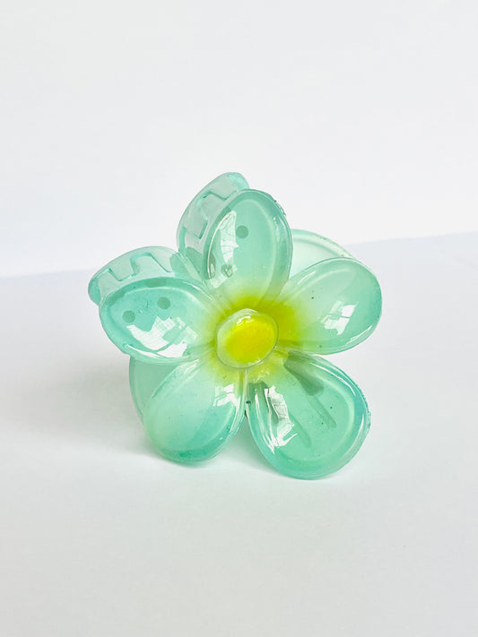 Green Daisy Claw