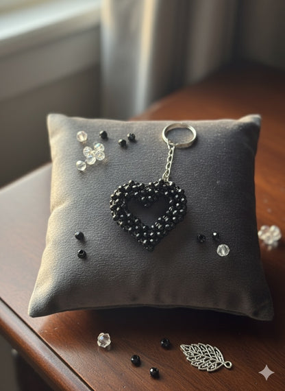 Black Crystal Heart Keychain 🖤