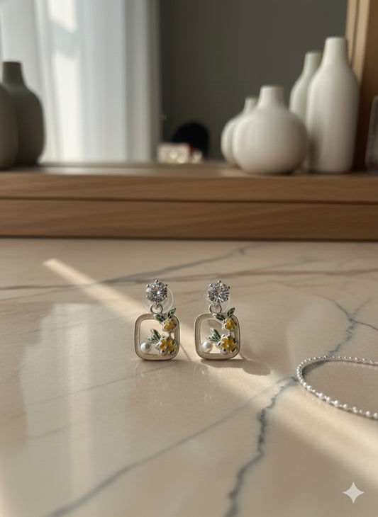 🌼 Square Floral Drop Earrings