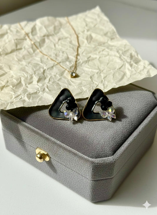 🦋 Ethereal Butterfly Studs - Black