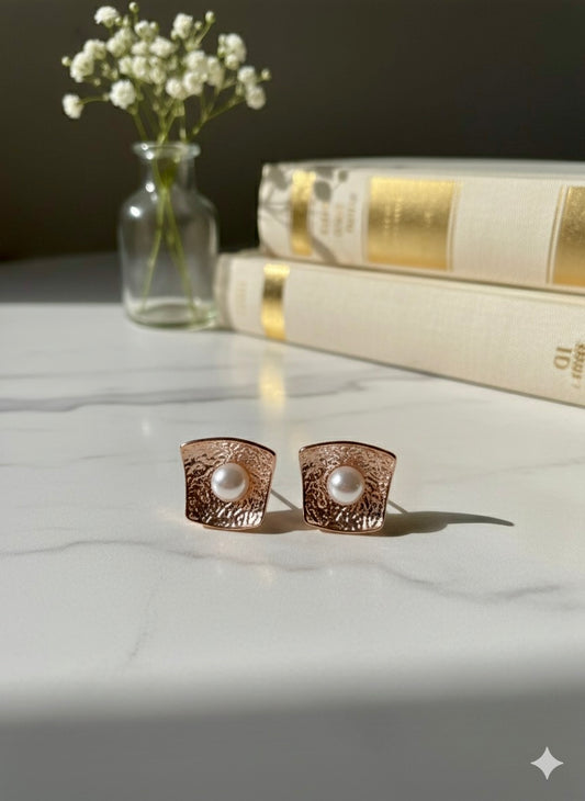 Radiant Pearl Textured Studs Square