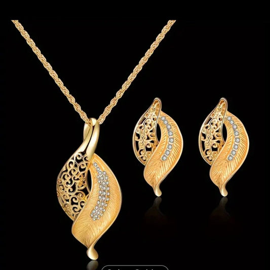 Unique Hollow Out Leaf Shaped Rhinestone Necklace Set