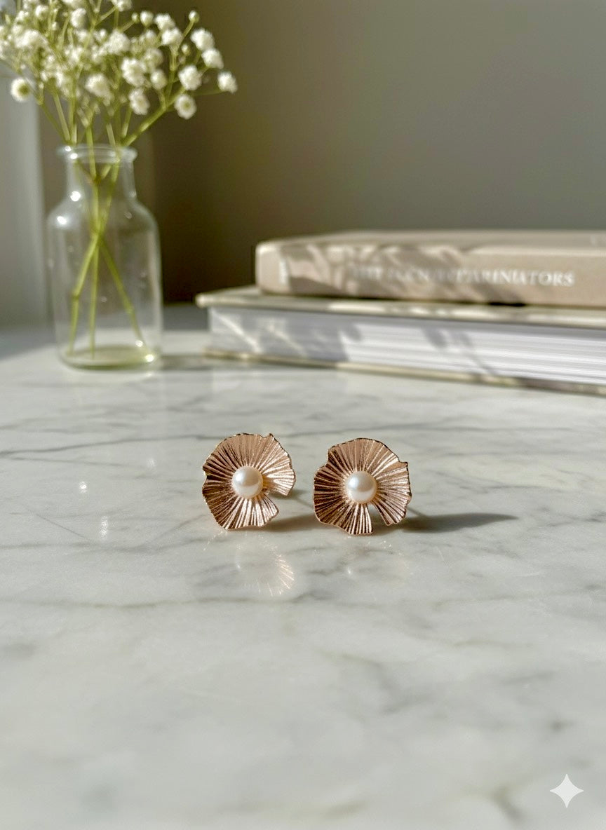 Scallop Shell Pearl Studs