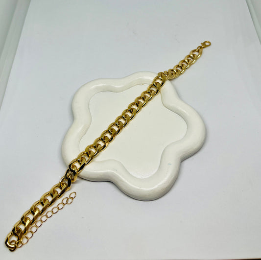 Link Chain Gold Bracelets