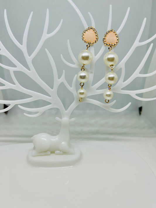 White Heart Long Pearl Earrings