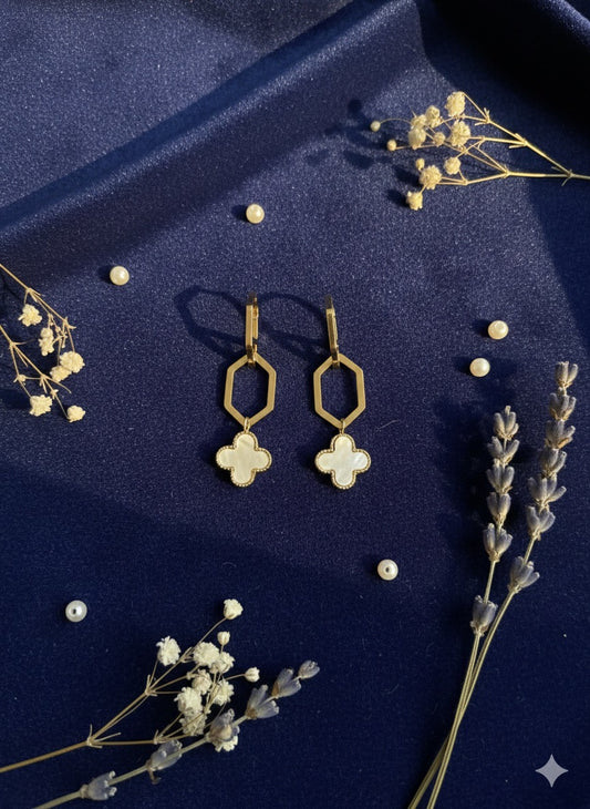 Celestial clover drops